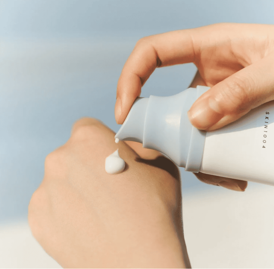 SKIN1004 Madagascar Centella Hyalu Cica Sun Serum SPF50+ maroc